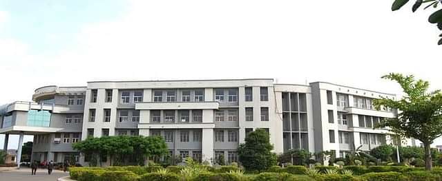 Institute_of_Professional_Studies_College_of_Pharmacy